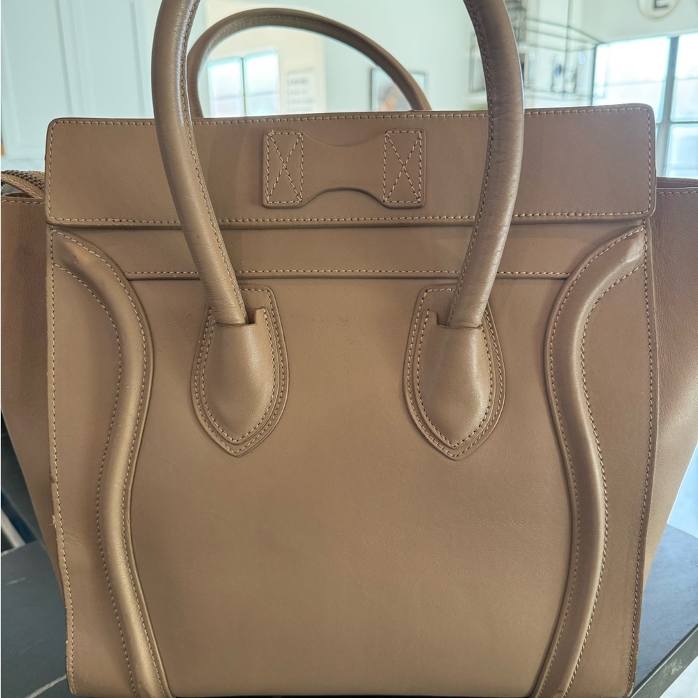 Celine Luggage Tote - Picture 5 of 11